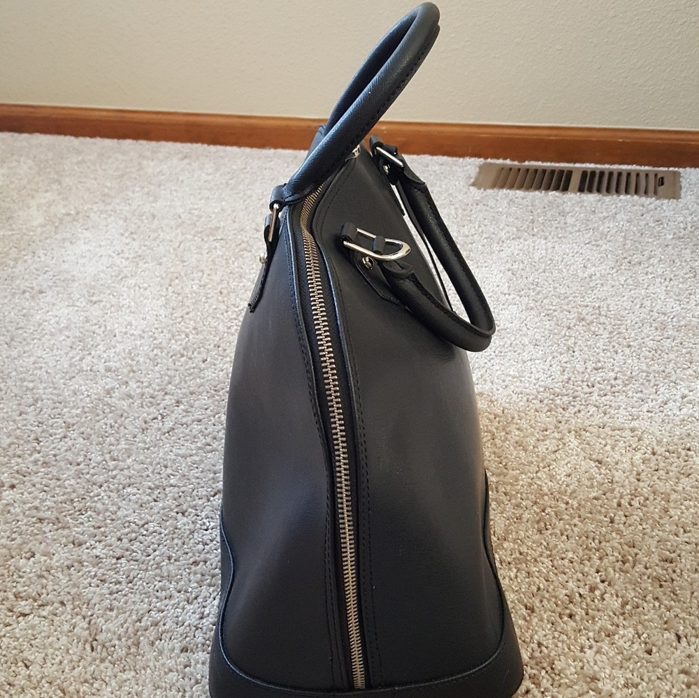 Black purse